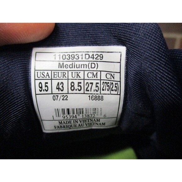 Athletic_Shoes